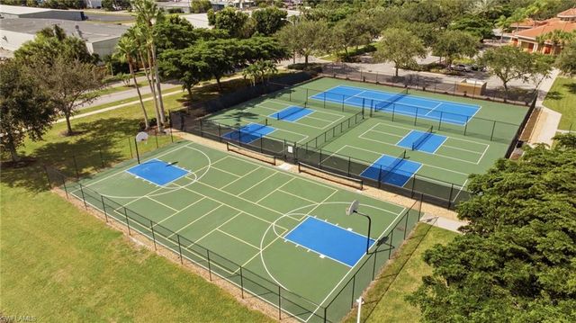 5111 W Hyde Park CT 101, Fort Myers, FL 33912