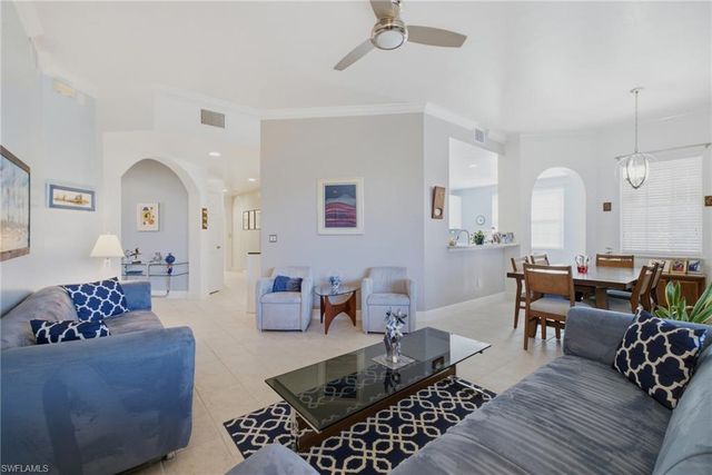 5111 W Hyde Park CT 101, Fort Myers, FL 33912
