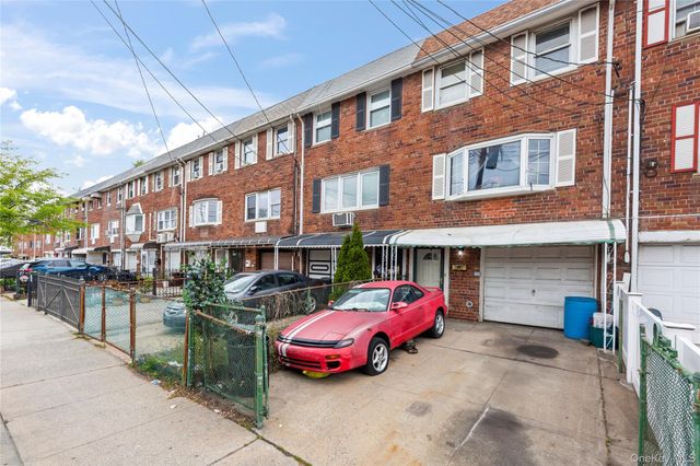 217-35 Hempstead Avenue, Queens Village, NY 11429