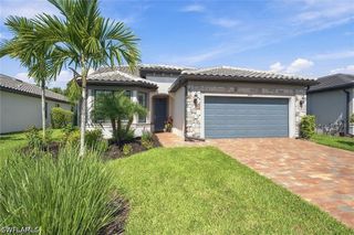 6825 Greenbriar CT, Naples, FL 34114