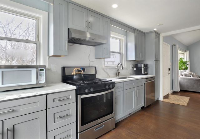 4 Alva Ter, Randolph, MA 02368