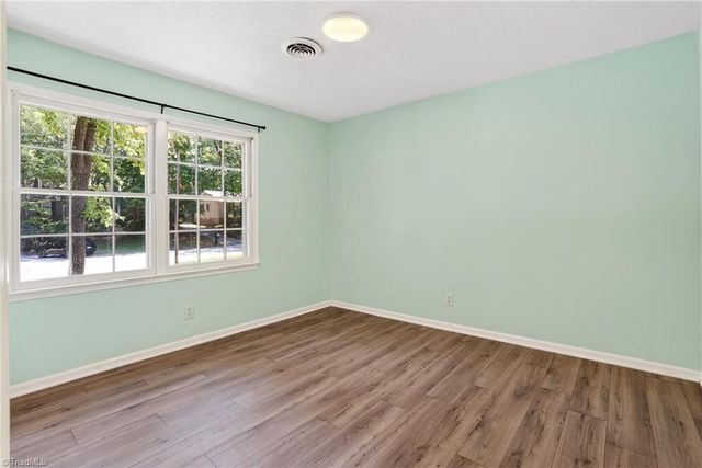 4419 Forest Walk Drive, Greensboro, NC 27455