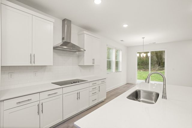 1547 Oak Springs Drive, Columbia, TN 38401