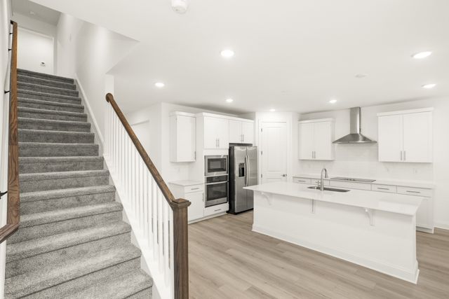 1547 Oak Springs Drive, Columbia, TN 38401