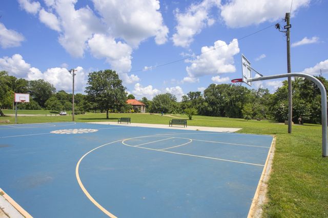 1547 Oak Springs Drive, Columbia, TN 38401