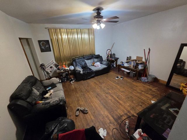 4050 N 6TH STREET, Milwaukee, WI 53212