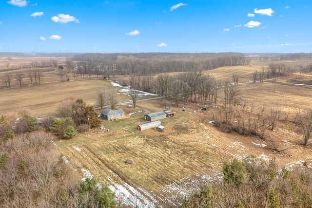 10191 Wood Road, North Adams, MI 49262