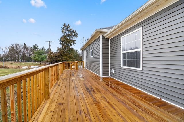 10191 Wood Road, North Adams, MI 49262