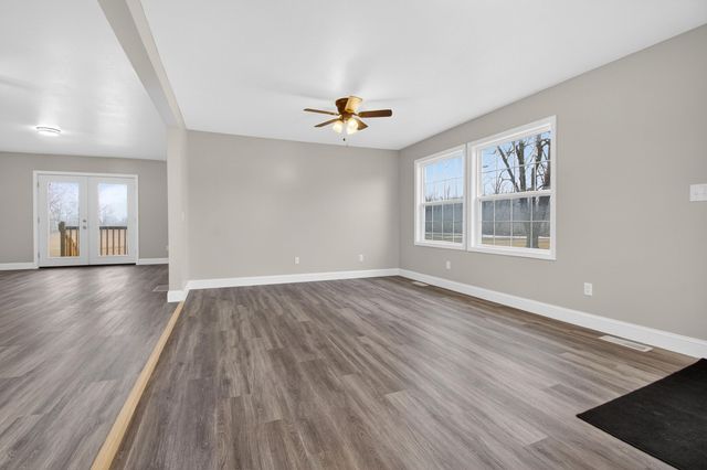 10191 Wood Road, North Adams, MI 49262