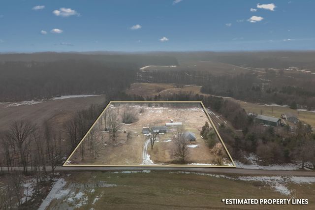 10191 Wood Road, North Adams, MI 49262