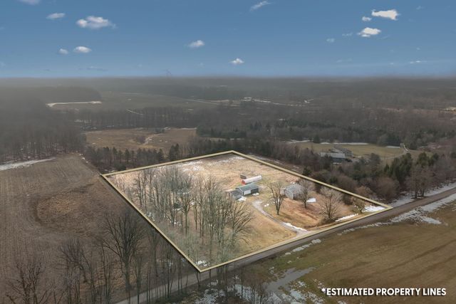 10191 Wood Road, North Adams, MI 49262