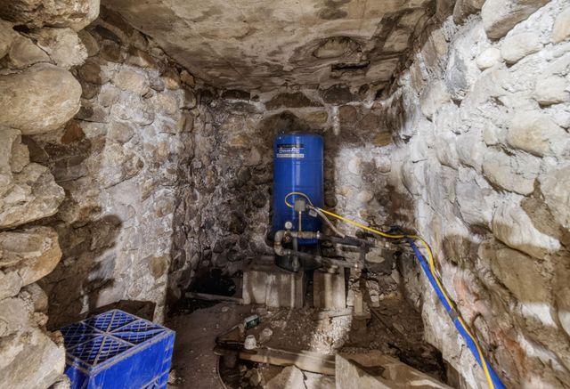 10191 Wood Road, North Adams, MI 49262