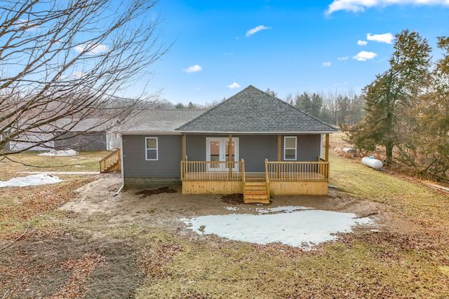 10191 Wood Road, North Adams, MI 49262