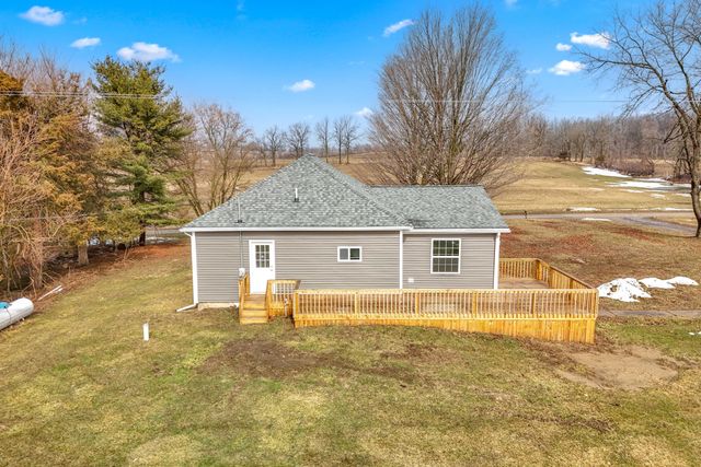 10191 Wood Road, North Adams, MI 49262