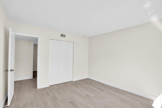 3115 Oakland Shores Drive E109, Oakland Park, FL 33309
