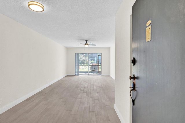 3115 Oakland Shores Drive E109, Oakland Park, FL 33309