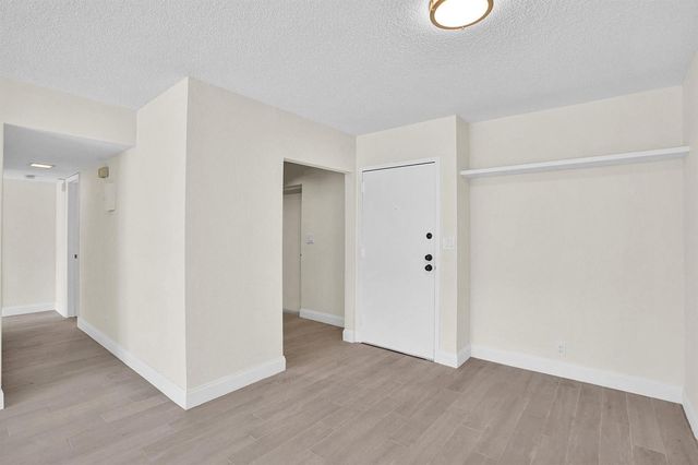 3115 Oakland Shores Drive E109, Oakland Park, FL 33309