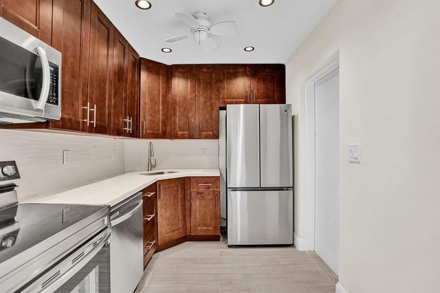 3115 Oakland Shores Drive E109, Oakland Park, FL 33309