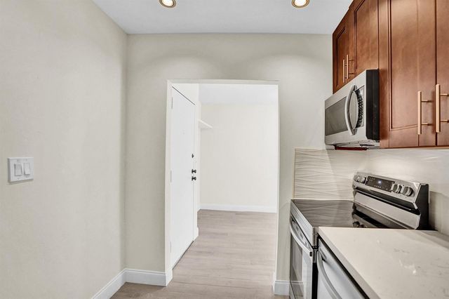 3115 Oakland Shores Drive E109, Oakland Park, FL 33309