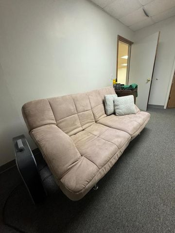 4450 Bull Valley Road, Mchenry, IL 60050