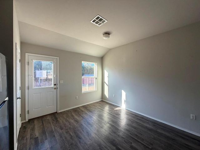 5636 Bent Creek Road, Shawnee, OK 74804