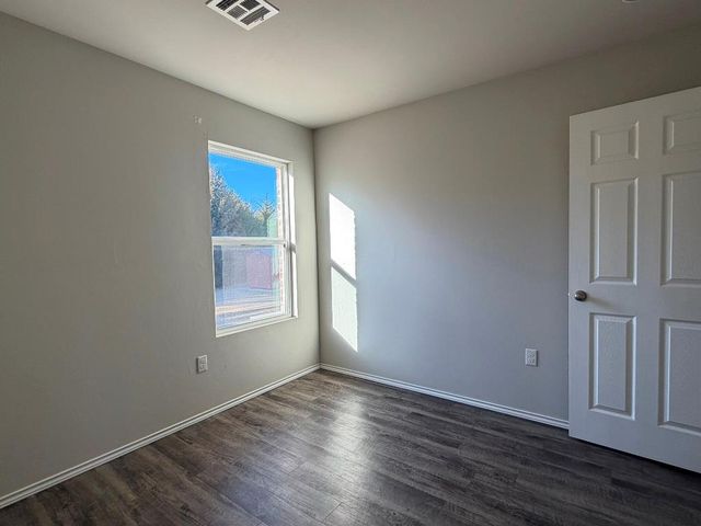 5636 Bent Creek Road, Shawnee, OK 74804