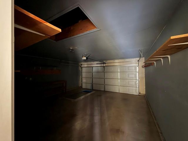 5636 Bent Creek Road, Shawnee, OK 74804