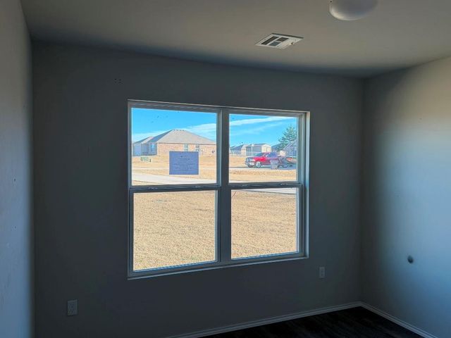 5636 Bent Creek Road, Shawnee, OK 74804