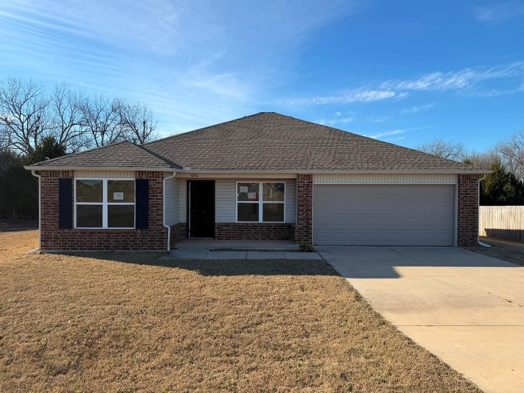 5636 Bent Creek Road, Shawnee, OK 74804