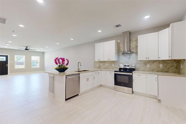 8709 Wheatley Street B, Houston, TX 77088