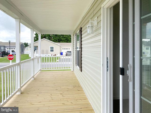 12 FOLKSTONE LANE, Lewes, DE 19958