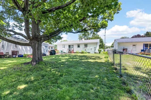 6704 Fescue Street, Portage City, MI 49024
