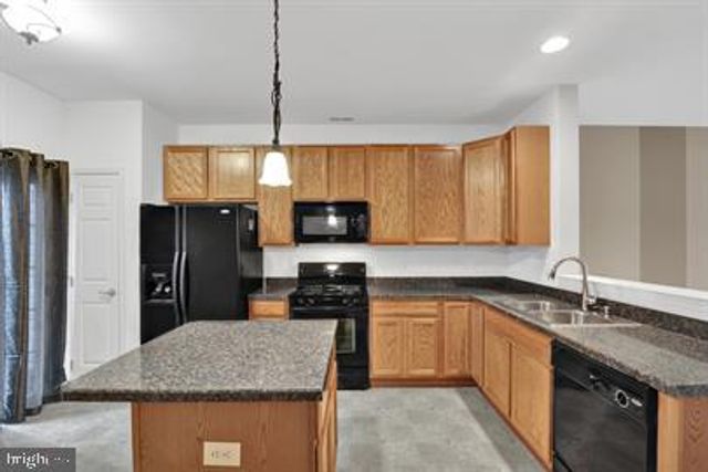 131 LADY BUG DR, Dover, DE 19901