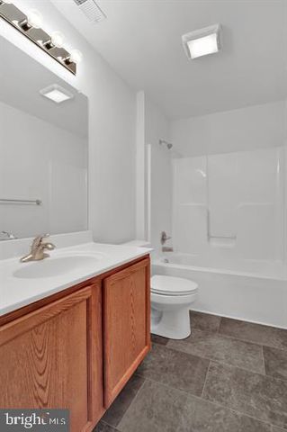 131 LADY BUG DR, Dover, DE 19901