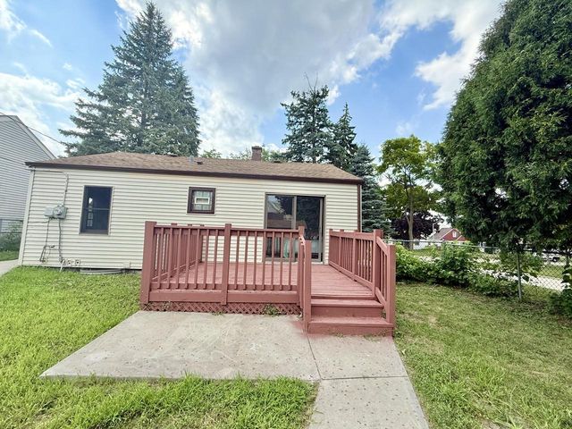 910 S 101st STREET, Milwaukee, WI 53214