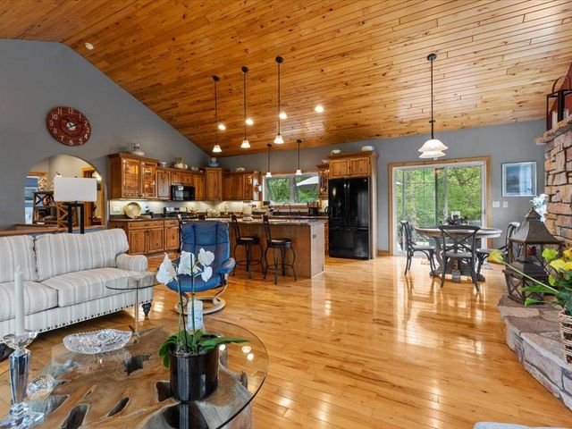 7414 Burr Lane, Brainerd, MN 56401