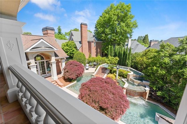 107 Gateside Courts SE, Marietta, GA 30067