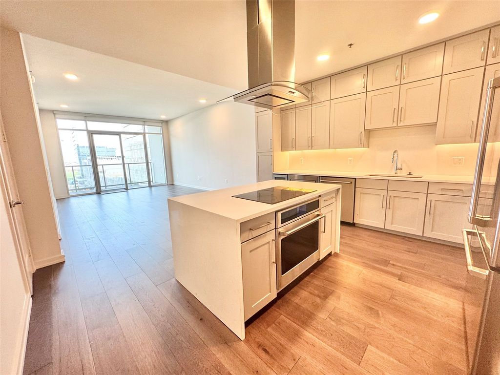 6911 Cowboys Way 1107, Frisco, TX 75034
