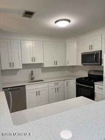 38 Worthington Court 6, Freehold, NJ 07728