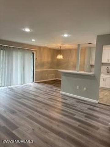 38 Worthington Court 6, Freehold, NJ 07728