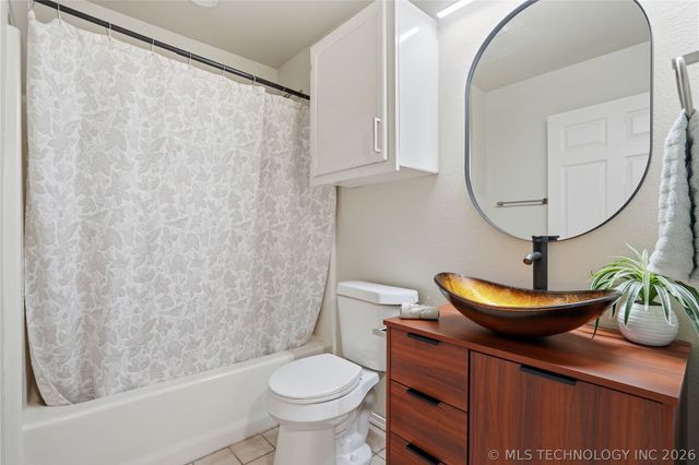 1515 W 1st Street, Tulsa, OK 74127