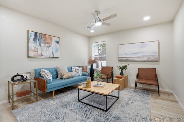 1515 W 1st Street, Tulsa, OK 74127