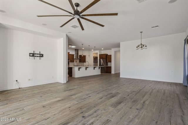 21171 E CARRIAGE Way, Queen Creek, AZ 85142
