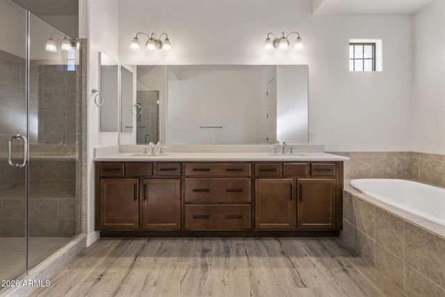 21171 E CARRIAGE Way, Queen Creek, AZ 85142