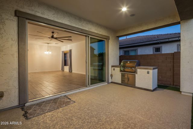 21171 E CARRIAGE Way, Queen Creek, AZ 85142