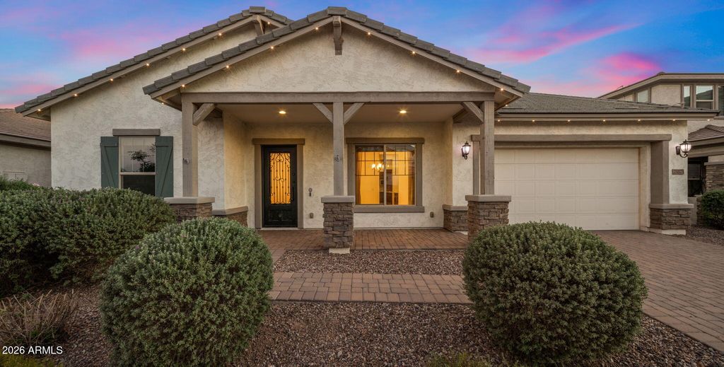 21171 E CARRIAGE Way, Queen Creek, AZ 85142 — photo 2