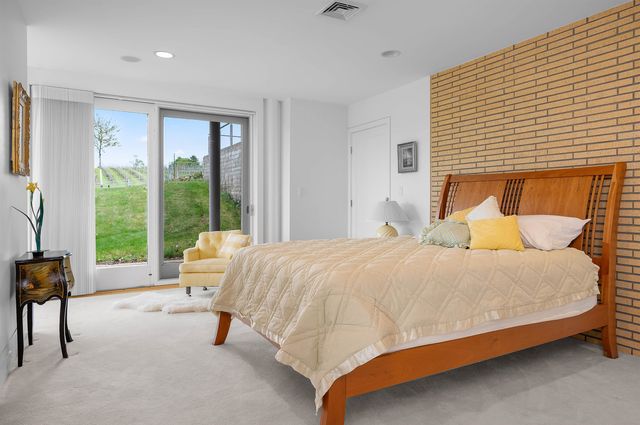 2721 Nelson Road, Traverse City, MI 49686