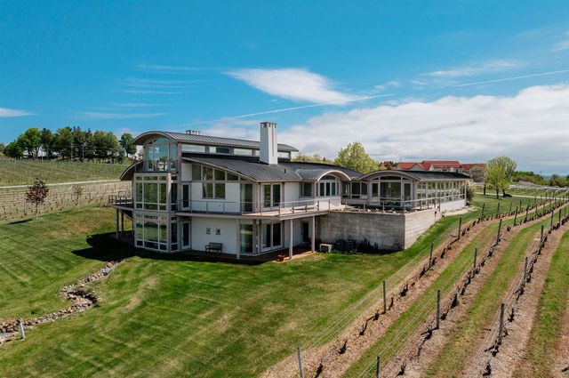 2721 Nelson Road, Traverse City, MI 49686