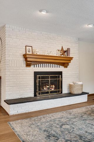 N2046 Orchard Valley DRIVE, La Crosse, WI 54601