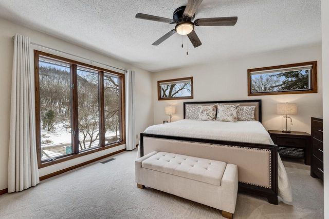 N2046 Orchard Valley DRIVE, La Crosse, WI 54601